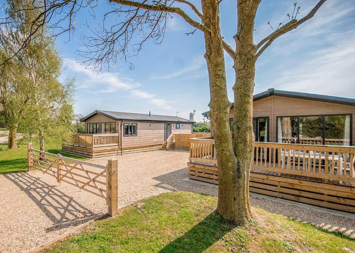 Hawthorn Glen Lodges Downham Market Buitenkant foto