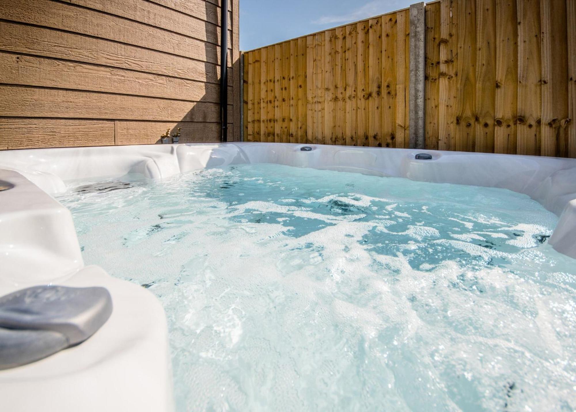 Hawthorn Glen Lodges Downham Market Buitenkant foto